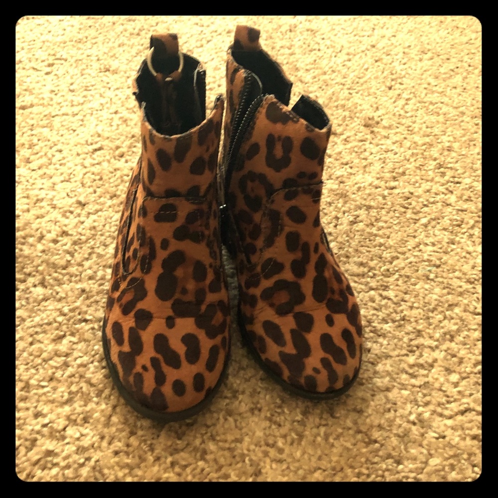 Size 9 Leopard Winter Boots